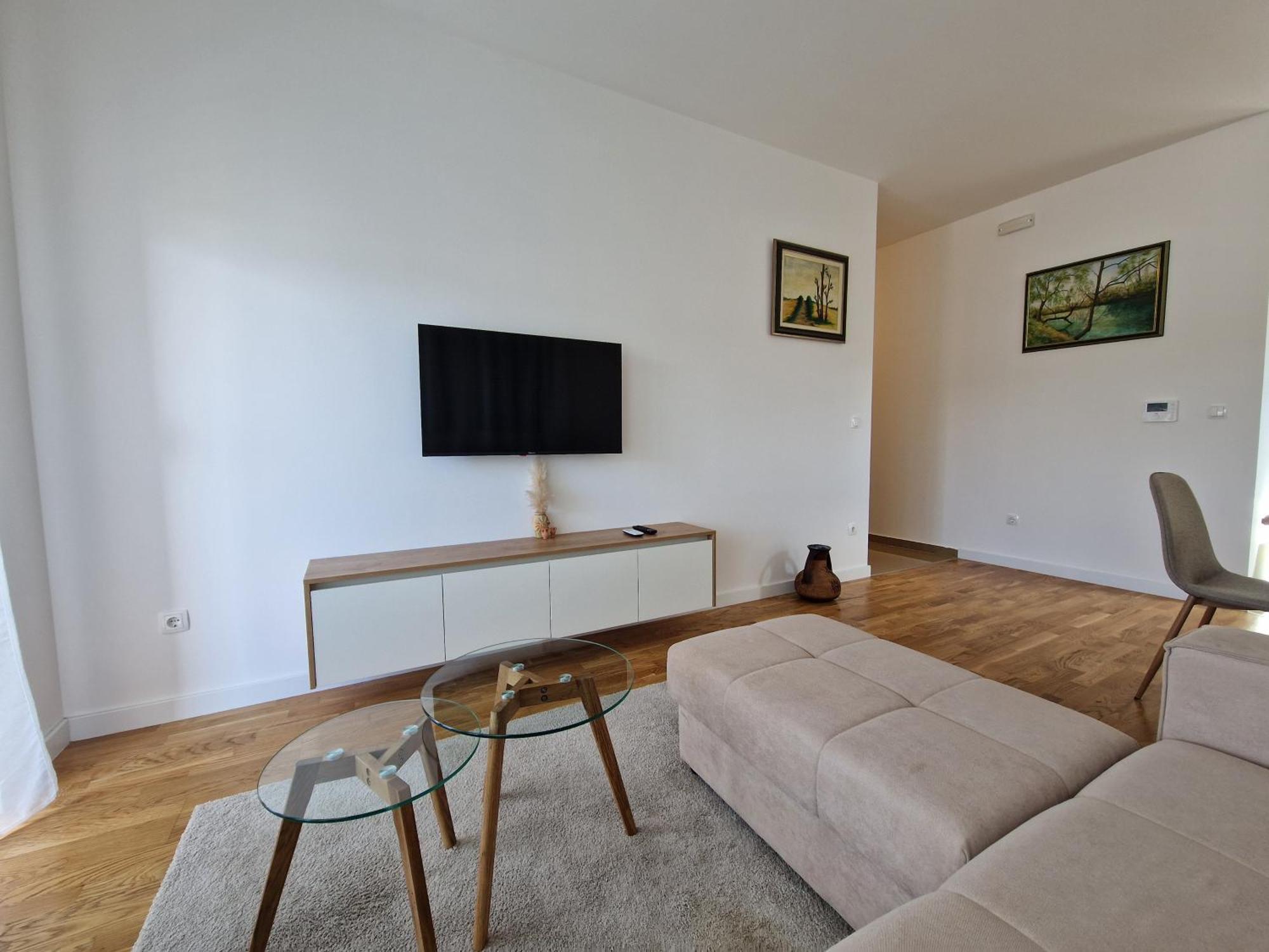 Meridies Apartment